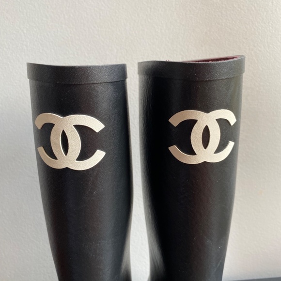 Chanel black tall rain boots size 40 - Brand new - Authentic - Picture 2 of 3